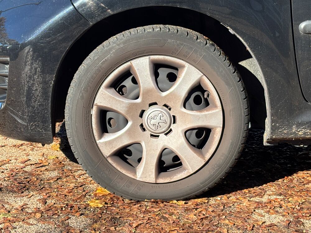 107 1.0 i 68 ch TRENDY 5P - MOTEUR A CHAINE TOYOTA - CLIMATISATI 2011 occasion 25400 Audincourt
