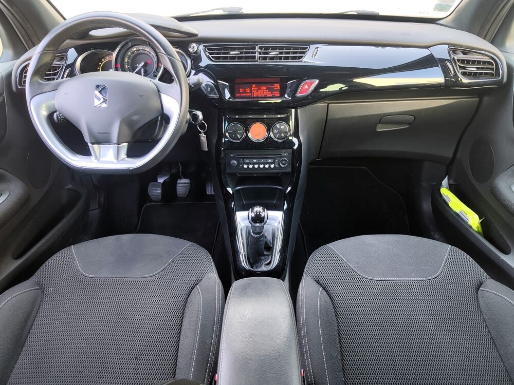 DS3 1.2 VTI 82 CHIC 2015 occasion 34160 Castries