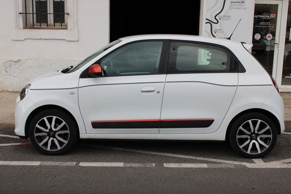 Twingo 0.9 TCE 90 ENERGY INTENS ( Clim, Moteur &agrave; cha&iuml;ne ... ) 2015 occasion 34200 S&egrave;te