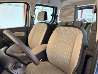 Kangoo II 1.5 DCI 75 FAP ENERGY EXPRESSION 2013 occasion 27620 Gasny
