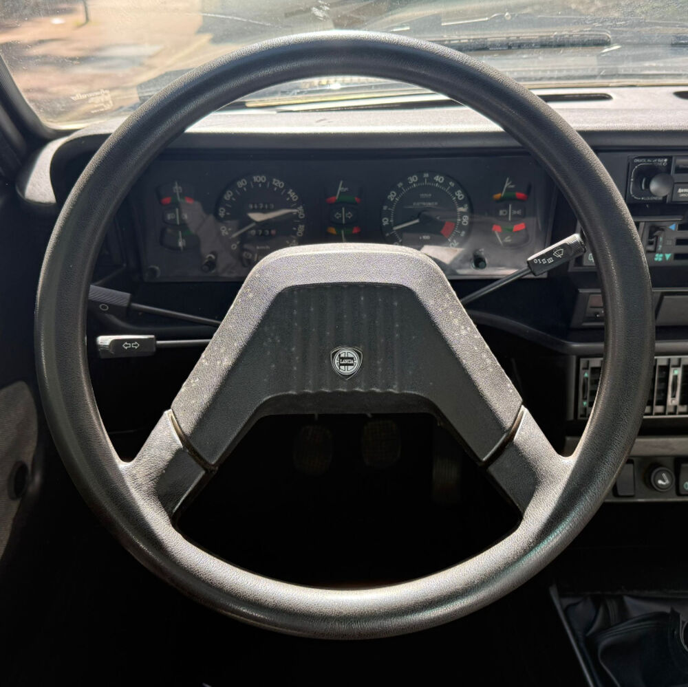 Beta LANCIA BETA HPE 2000 1983 occasion 92370 Chaville