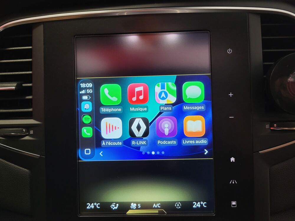 M&eacute;gane MEGANE IV 1.3 TCE 140 GT LINE + CARPLAY + TOIT OUVRANT 2018 occasion 37170 Chambray-l&egrave;s-Tours