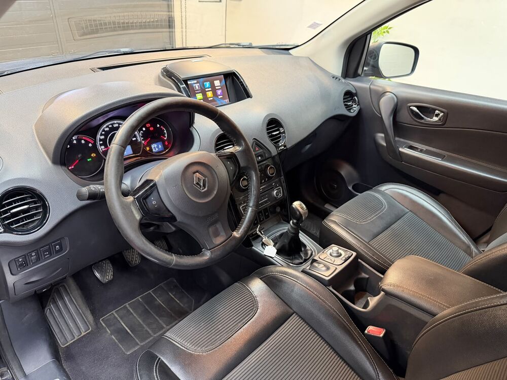 Koleos 2.0 dCi 175ch Bose 4x4 - Carnet Complet Renault 2015 occasion 71300 Montceau-les-Mines