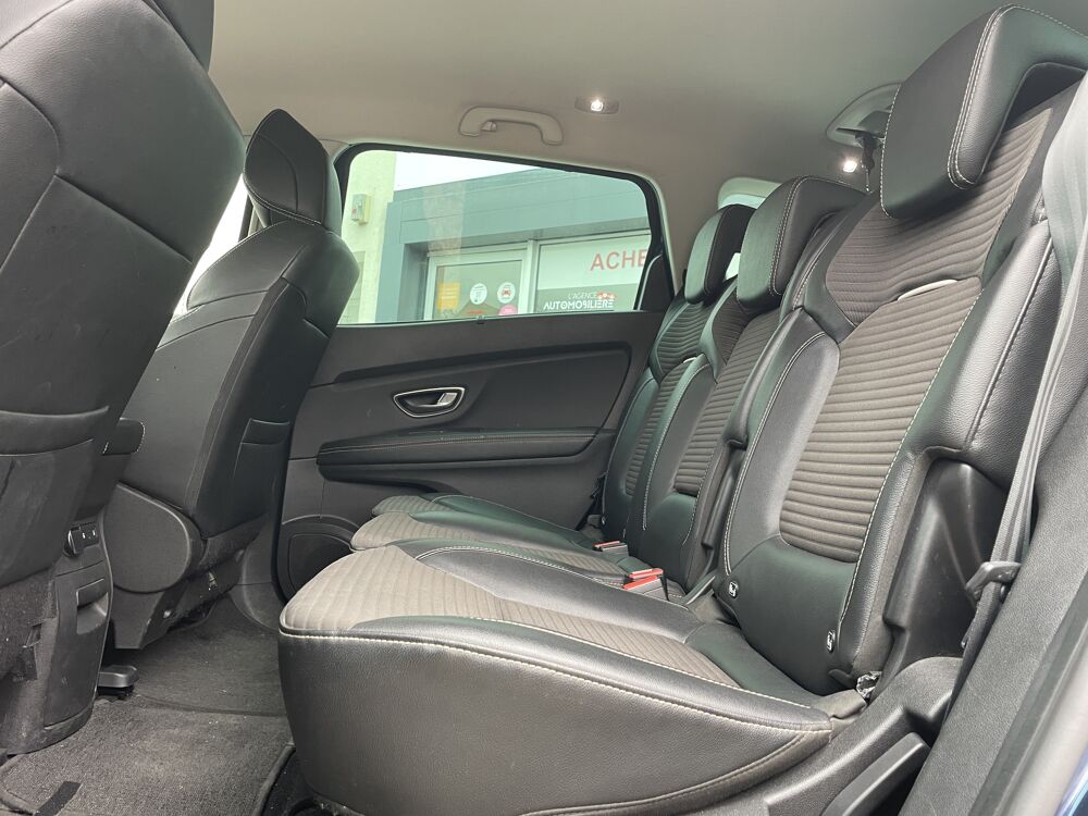 Grand scenic IV IV 1.7 dCi 120 cv INTENS - 7 places APPLE CAR Chaine de dist 2019 occasion 49124 Saint-Barth&eacute;lemy-d'Anjou