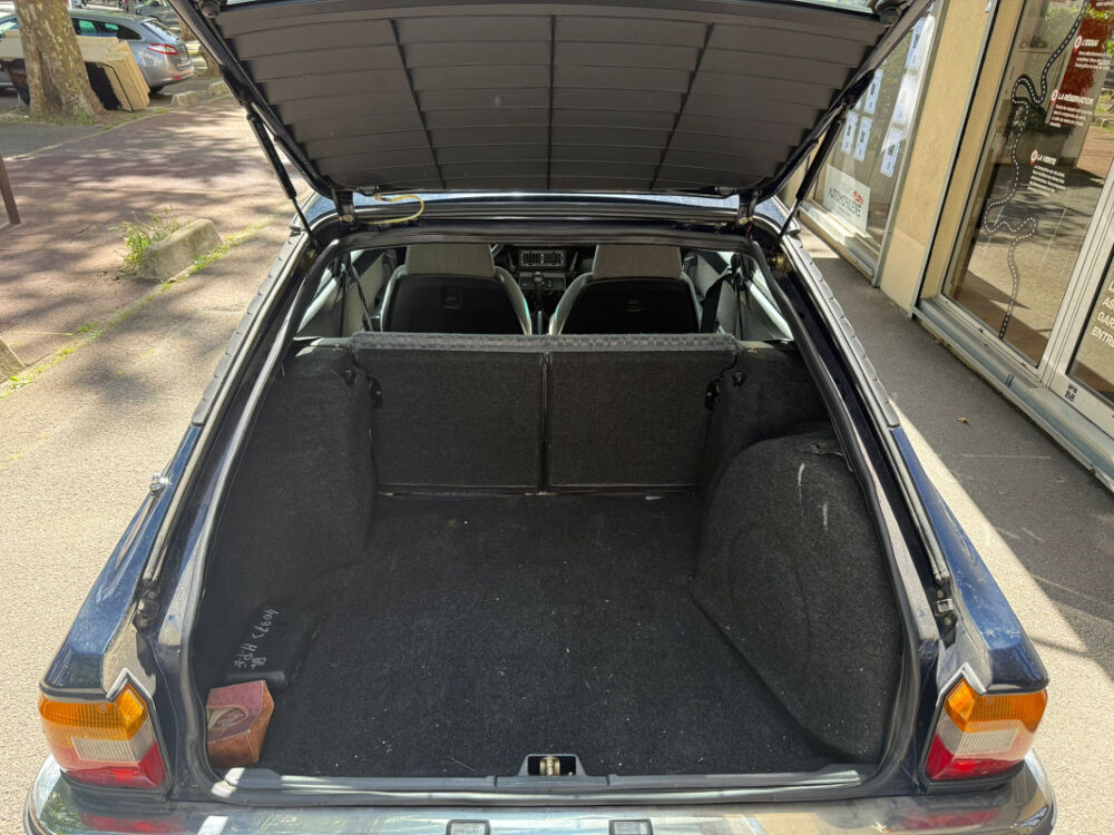 Beta LANCIA BETA HPE 2000 1983 occasion 92370 Chaville