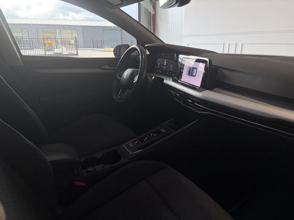 Golf VIII 1.5 ETSI 150 STYLE DSG7 / ENTRETIEN COMPLET / ATTELAGE 2024 occasion 27620 Gasny