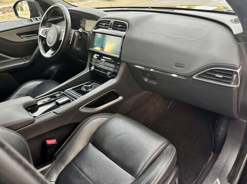 F-PACE 20d 2.0 D AWD 180 ch CHEQUERED FLAG 2020 occasion 88100 Sainte-Marguerite