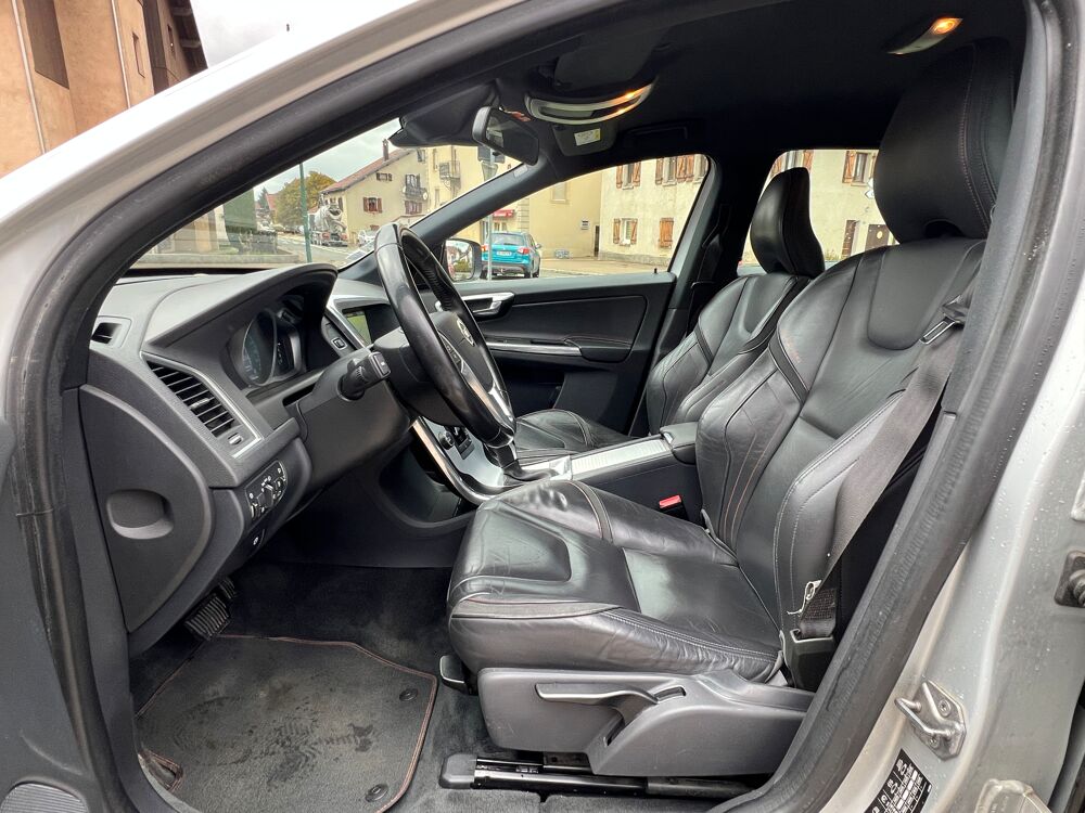 XC60 D4 2.4 163ch BVA GEARTRONIC AWD OCEAN RACE 2016 occasion 25300 Pontarlier