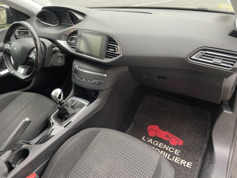 308 SW II SW 1.6 BlueHDi 120 cv Active - Attelage 2017 occasion 49124 Saint-Barth&eacute;lemy-d'Anjou