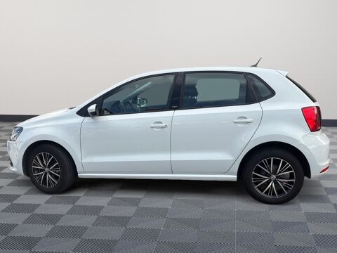 Polo 1.0 60 Match 5p 1&egrave;re MAIN CAR PLAY 2017 occasion 59300 Valenciennes