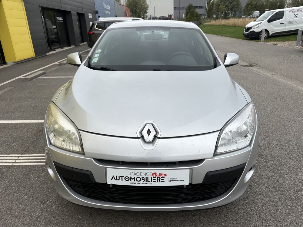 M&eacute;gane III 1.5 DCI 85Ch 2010 occasion 76760 Yerville