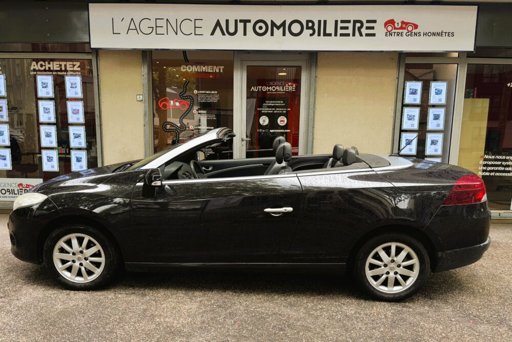 M&eacute;gane COUPE CABRIOLET 1.4 TCE 130 PRIVILEGE **MOTEUR A CHAINE** 2010 occasion 92370 Chaville
