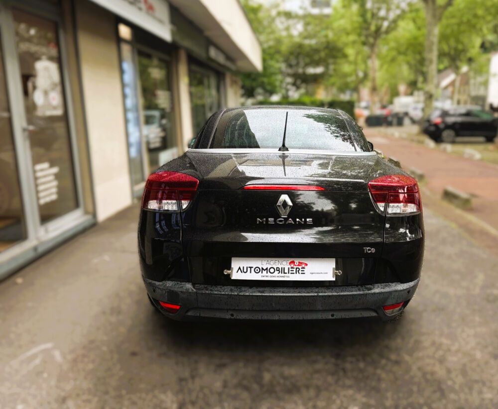 M&eacute;gane COUPE CABRIOLET 1.4 TCE 130 PRIVILEGE **MOTEUR A CHAINE** 2010 occasion 92370 Chaville