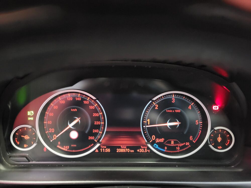 S&eacute;rie 5 BMW SERIE 5 520D 190 BVA8 LUXURY 2015 occasion 37170 Chambray-l&egrave;s-Tours