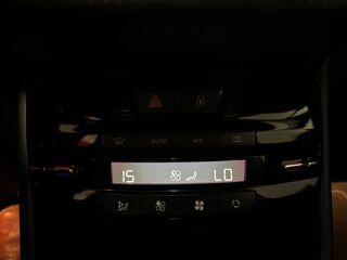 208 GT LINE 1.2 PURETECH 110 S&S + CARPLAY 2017 occasion 37170 Chambray-l&egrave;s-Tours