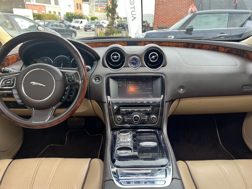 XJ L5.0 V8 Portfolio Long 2010 occasion 59300 Valenciennes