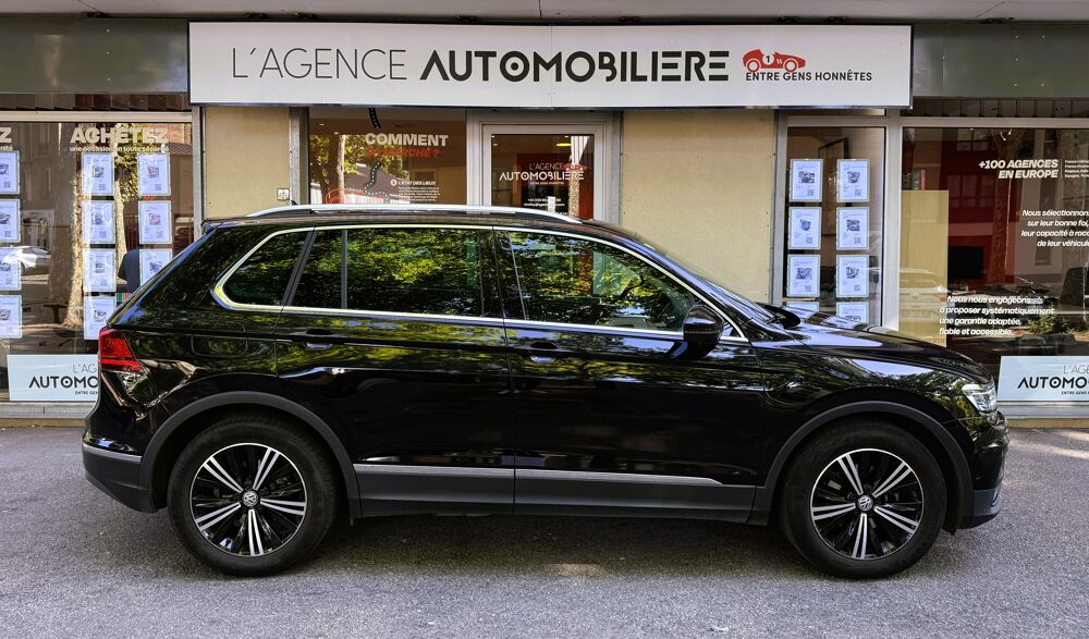 Tiguan 2.0 TDI 150 BLUEMOTION TECHNOLOGY CARAT EXCLUSIVE DSG7 *TOIT 2017 occasion 92370 Chaville