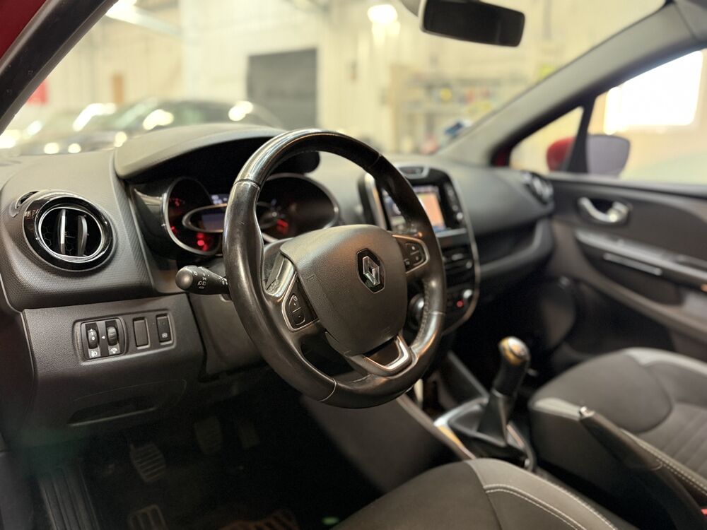 Clio 1.5 DCI 90 ENERGY INTENS 2016 occasion 78680 &Eacute;p&ocirc;ne