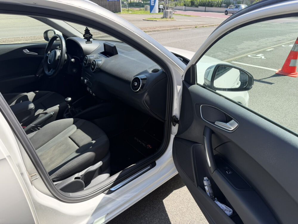 A1 (2) SPORTBACK 1.0 TFSI 95 ULTRA 2016 occasion 80480 Salou&euml;l