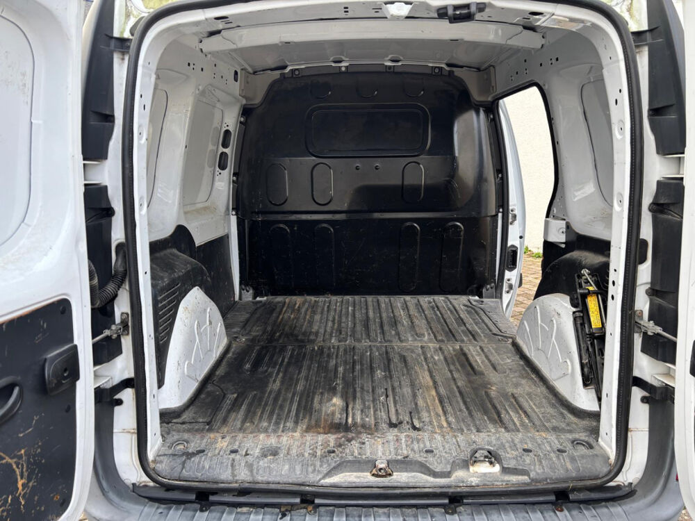 Citan fourgon 109 CDI 1.5 90 cv - Attelage 2012 occasion 49124 Saint-Barth&eacute;lemy-d'Anjou