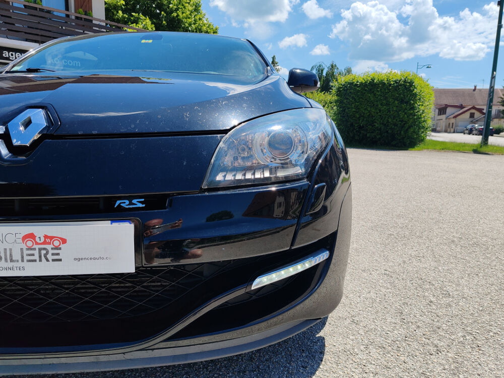 M&eacute;gane III RS Phase 2 Coup&eacute; 2.0 T 16V 265 cv 2012 occasion 25300 Pontarlier