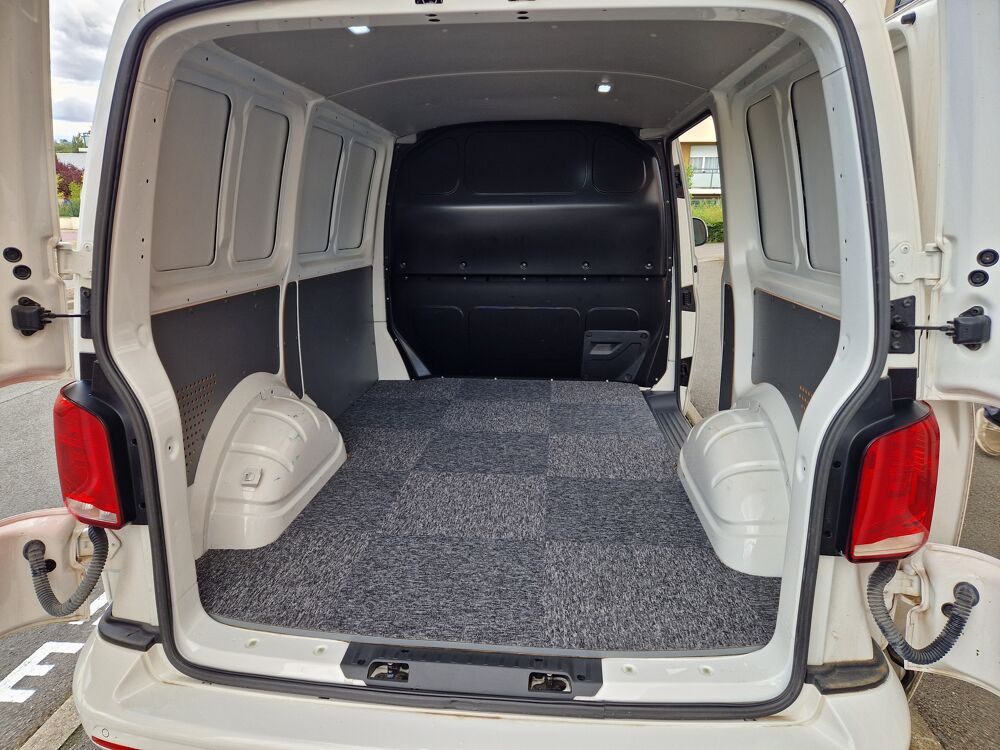 Transporter T6.1 FOURGON L1H1 2.0 TDI DSG7 BUSINESS LINE PLUS 2021 occasion 80480 Salou&euml;l