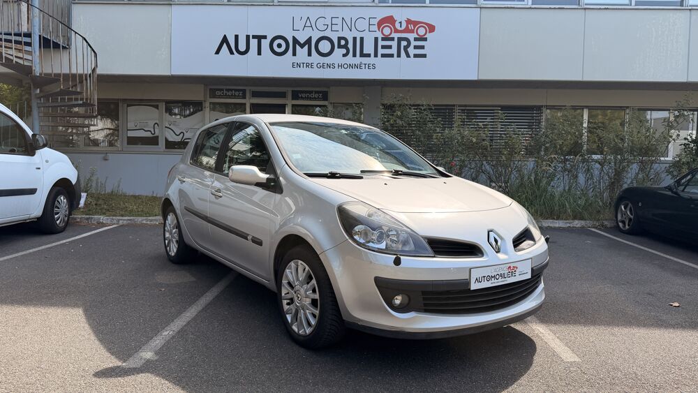 Clio III 5 Portes 1.5 dCi 86 cv 2008 occasion 91120 Palaiseau