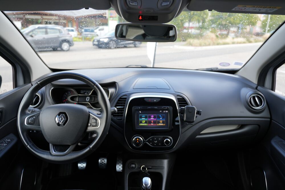 Captur (2) 0.9 TCE 90 INTENS 2018 occasion 01000 Saint-Denis-l&egrave;s-Bourg