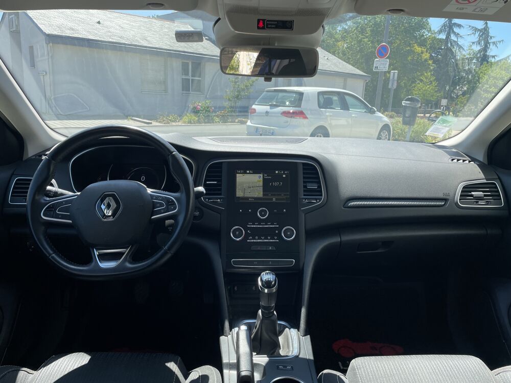 M&eacute;gane IV 1.2 TCe 100 cv - Business - Carplay 2018 occasion 49124 Saint-Barth&eacute;lemy-d'Anjou