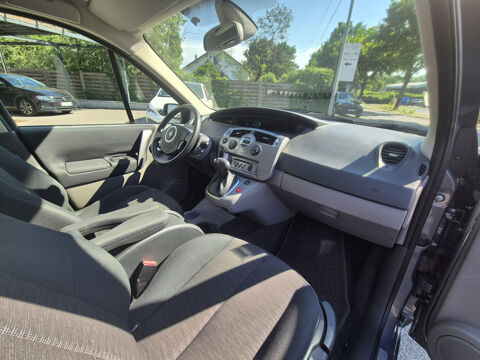 Sc&eacute;nic 1.6 16V 110 CV Bo&icirc;te auto Privil&egrave;ge - 110000 kms - 2007 occasion 25400 Audincourt