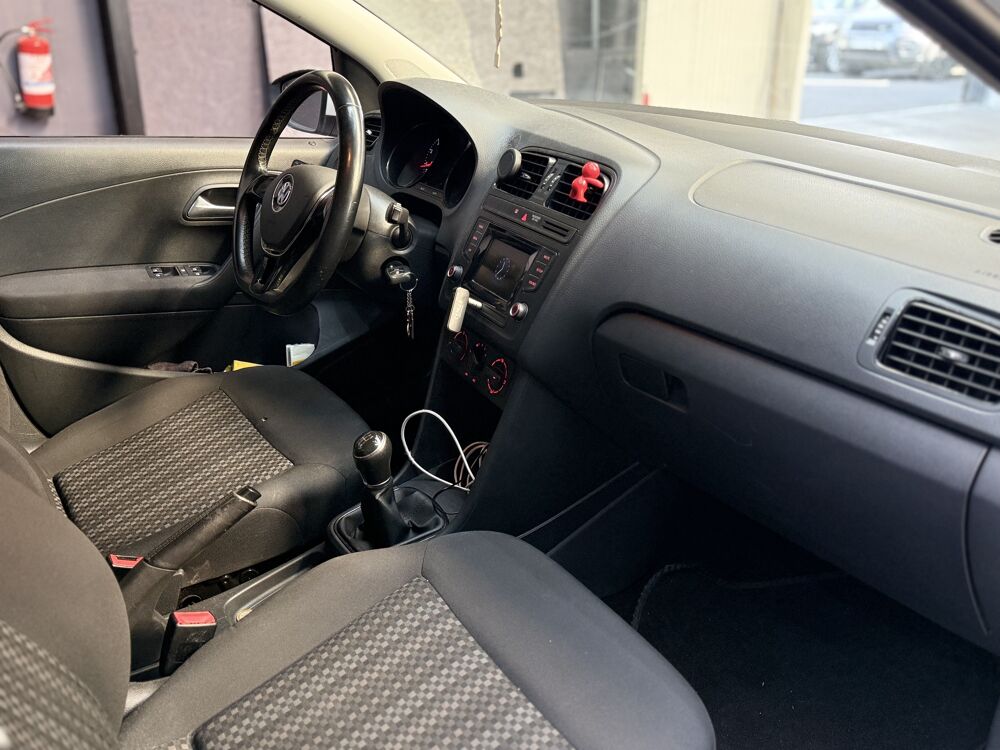 Polo 1.0 MPi 60ch Trendline 2015 occasion 78680 &Eacute;p&ocirc;ne