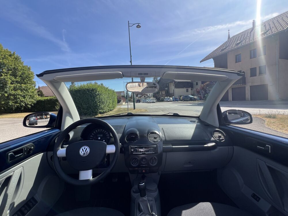 Beetle CABRIOLET 1.4 75ch 2&egrave;me main 2003 occasion 25300 Pontarlier