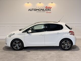 208 1.6 E-HDI BVA 5P + TOIT PANORAMIQUE / CAMERA DE RECUL 2015 occasion 27620 Gasny