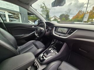 Grandland x X 1.6 i 16V 300 PHEV 4x4 EAT8 S&S 200 cv Bo&icirc;te auto ULTIMATE 2020 occasion 25400 Audincourt