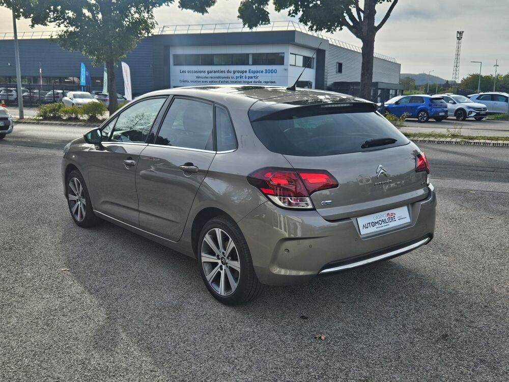 C4 1.6 E-HDI 115 CH BMP6 SHINE ( 1&egrave;re Main - Si&egrave;ges cuir massan 2015 occasion 25400 Audincourt