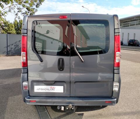 Vivaro Combi 2.5 CDTI145 M1 Pack Clim Easytronic 2011 occasion 90400 Danjoutin