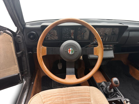 GTV 2.5 i V6 coup&eacute; 1982 occasion 51000 Ch&acirc;lons-en-Champagne