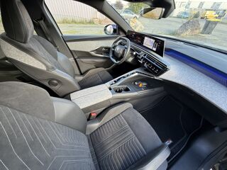 3008 III 1.2 Hybrid 136ch GT e-DCS6 136Ch | GARANTIE 12 MOIS 2024 occasion 44860 Pont-Saint-Martin