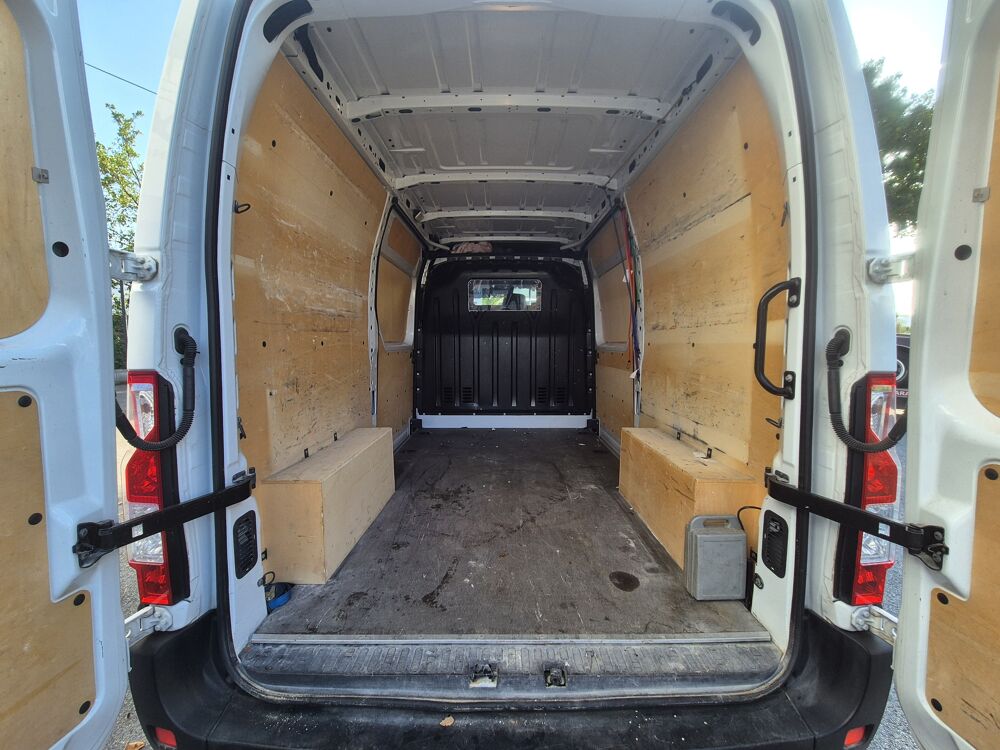 Divers 2.3 Bi-CDTI 135 cv Fourgon L2H2 F3300 2.3 Bi-CDTI 135 cv 2020 occasion 25400 Audincourt