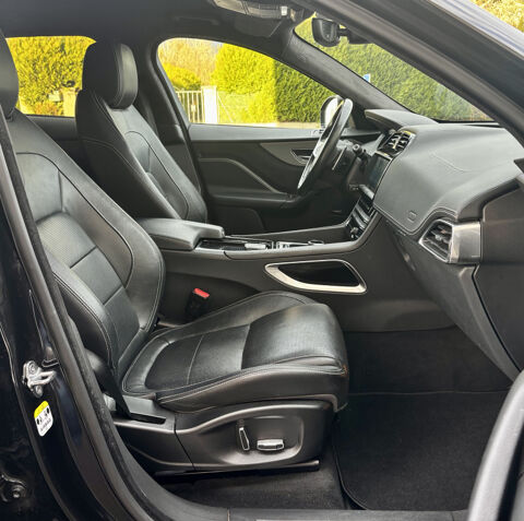 F-PACE 20d 2.0 D AWD 180 ch CHEQUERED FLAG 2020 occasion 88100 Sainte-Marguerite