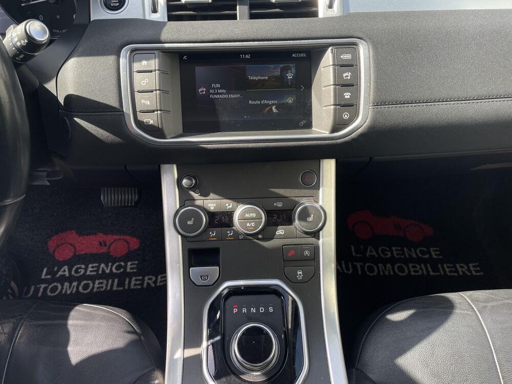 Range Rover Evoque 2.0 TD4 150 cv SE 4WD BVA9 Mark IV 2016 occasion 49124 Saint-Barth&eacute;lemy-d'Anjou