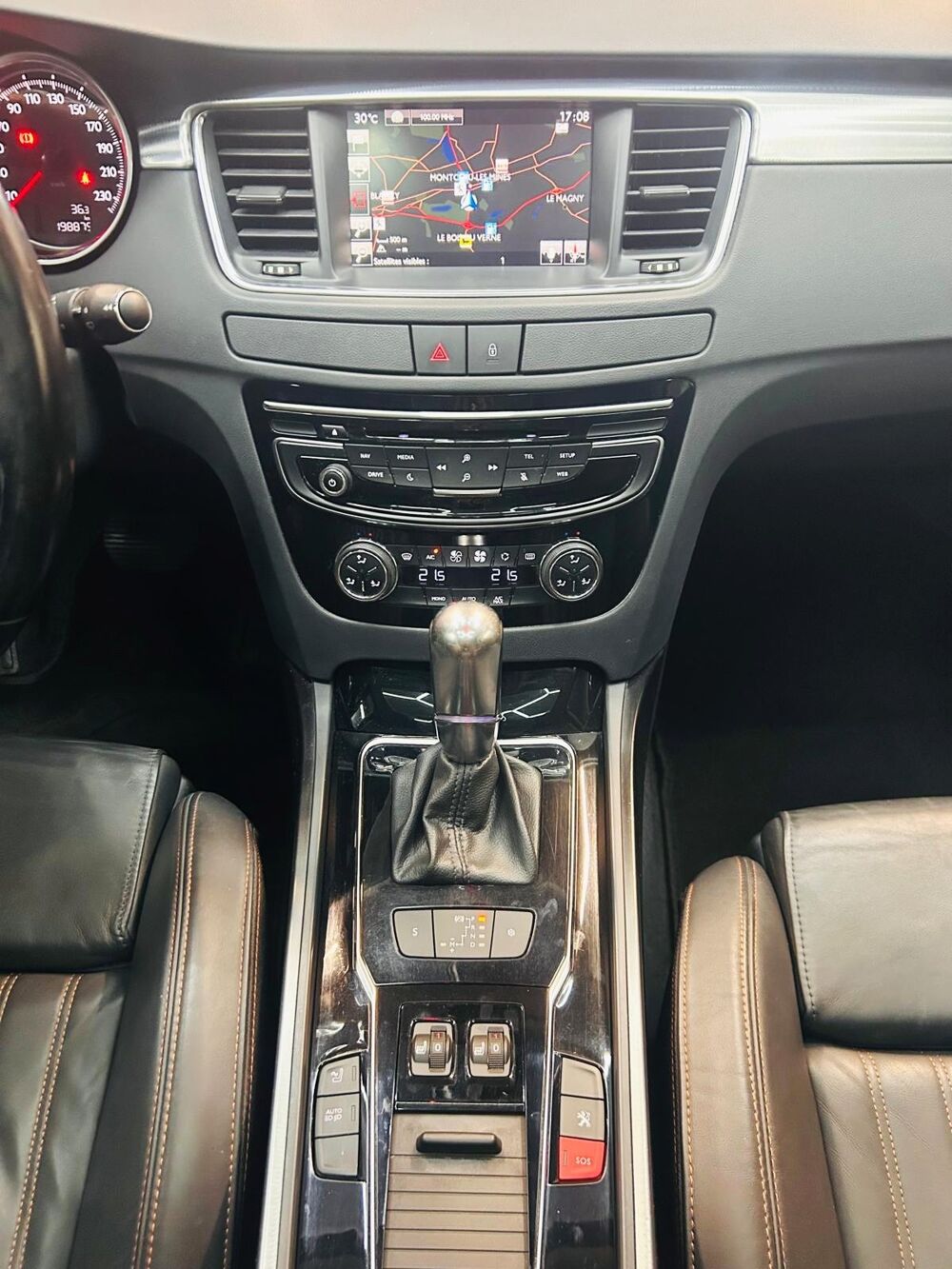 508 SW 2.0 HDi 180 cv BVA - Finition RXH – Garantie 12 Mois – Suiv 2015 occasion 71300 Montceau-les-Mines