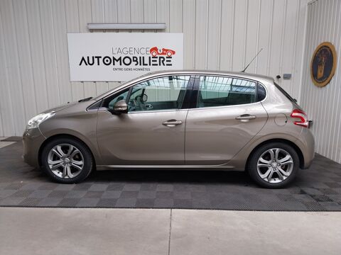 208 1.6 VTI 120 ch Allure 2014 occasion 56000 Vannes