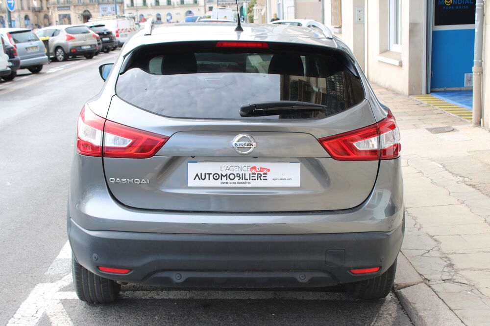 Qashqai 1.6 dCi 130ch N-Connecta ( Cam&eacute;ra de recul, Toit panoramique 2016 occasion 34200 S&egrave;te