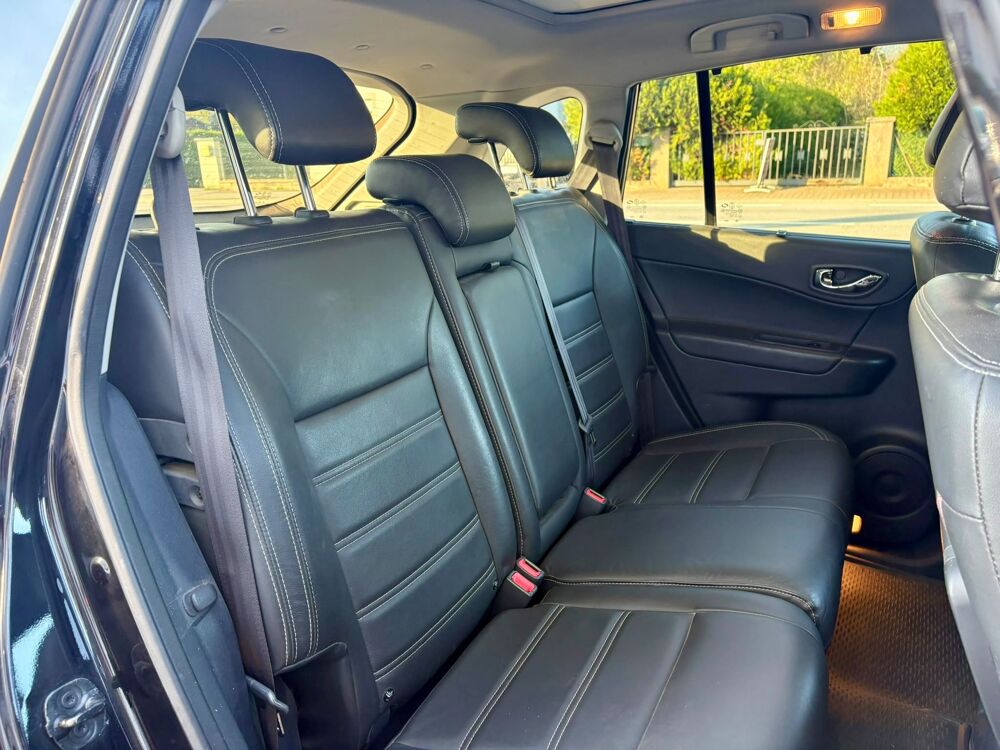 Koleos I (X45) Phase 2 2.0 dCI 16V 4x4 173 ch 2012 occasion 88100 Sainte-Marguerite