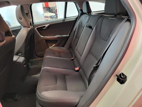 V60 VOLVO D4 2.0 163 BVA MOMENTUM + TOIT OUVRANT 2012 occasion 37170 Chambray-l&egrave;s-Tours