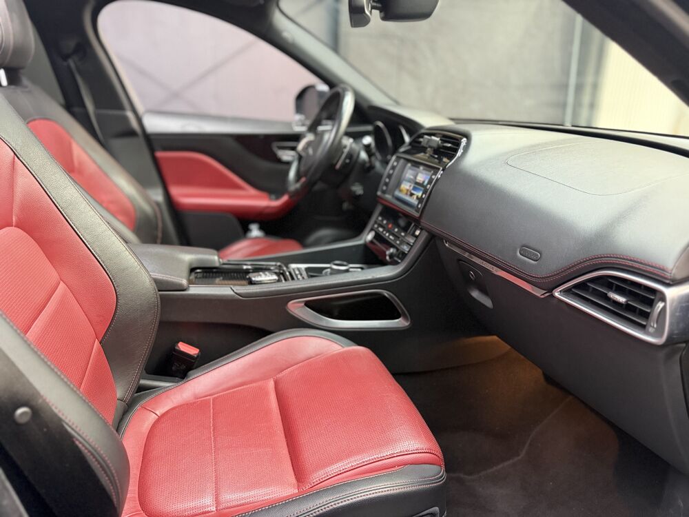 F-PACE 2.0 D 180 AWD R-SPORT 2018 occasion 78680 &Eacute;p&ocirc;ne