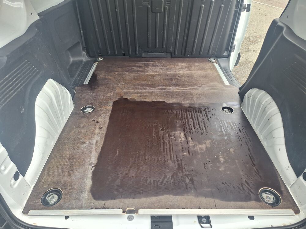 Combo VU L1H1 650kg 1.5 100 ch Pack Clim 2019 occasion 90400 Danjoutin
