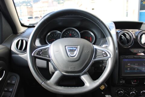 Duster 1.2 TCE 125ch BLACK TOUCH 4X2 ( Entretien DACIA, 1&egrave;re main, 2017 occasion 34200 S&egrave;te
