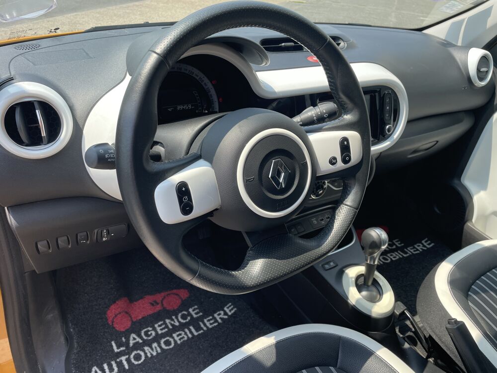 Twingo III 0.9 TCe EDC6 95 cv Bo&icirc;te auto INTENS - SUIVI RENAULT Fai 2019 occasion 49124 Saint-Barth&eacute;lemy-d'Anjou